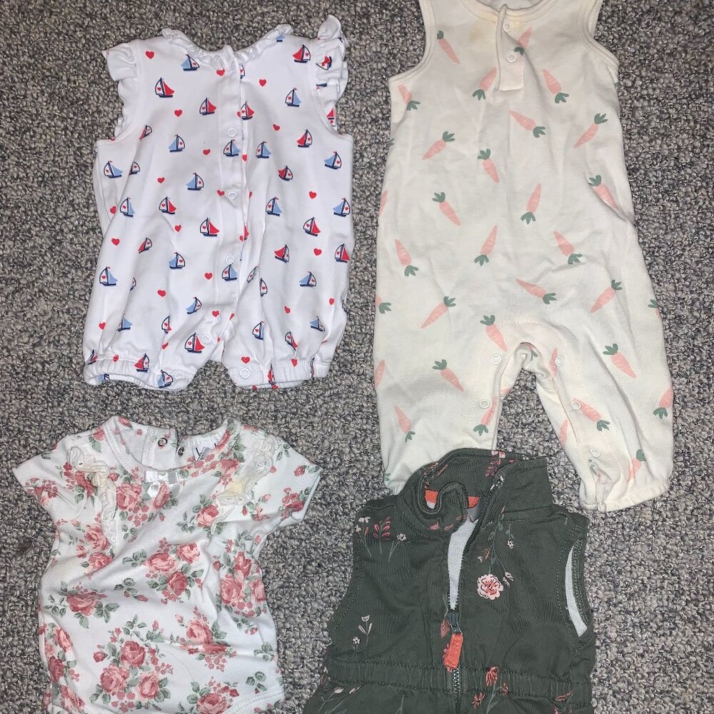 Onesie (3-6M)